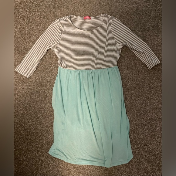 Ladies Dress - Picture 1 of 1